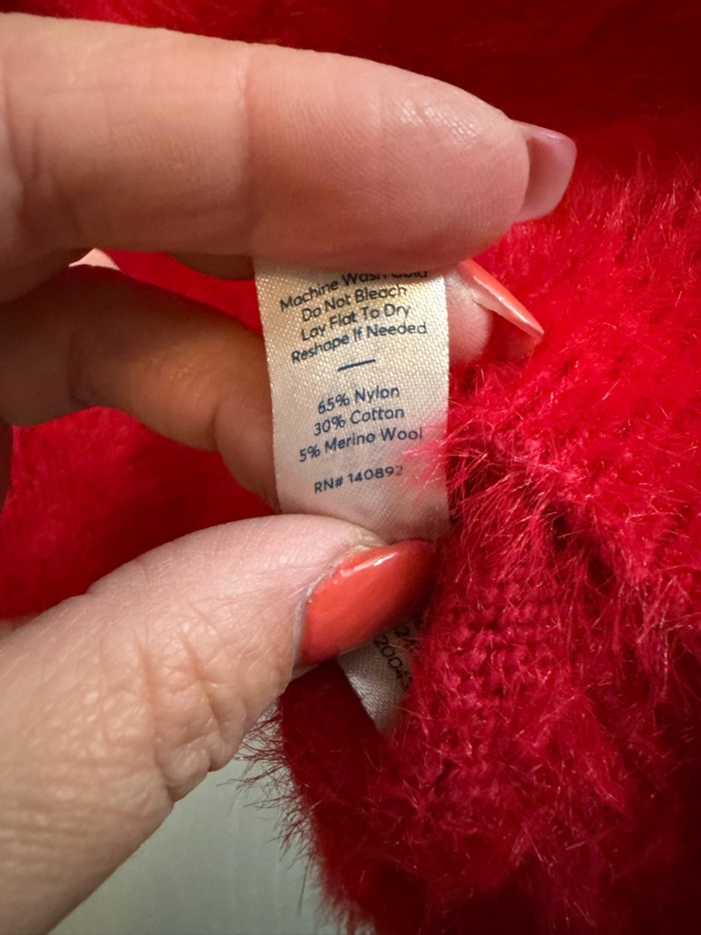 MARINE LAYER eyelash cropped sweater in scarlet nylon/cotton/wool blend Large - Picture 6 of 8